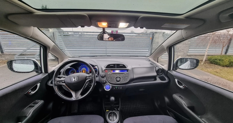 Honda Jazz cena 36900 przebieg: 119000, rok produkcji 2012 z Garwolin małe 121